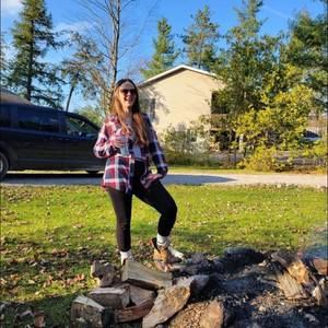 Meet your Posher, Sandra